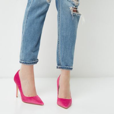 Pink velvet court shoes